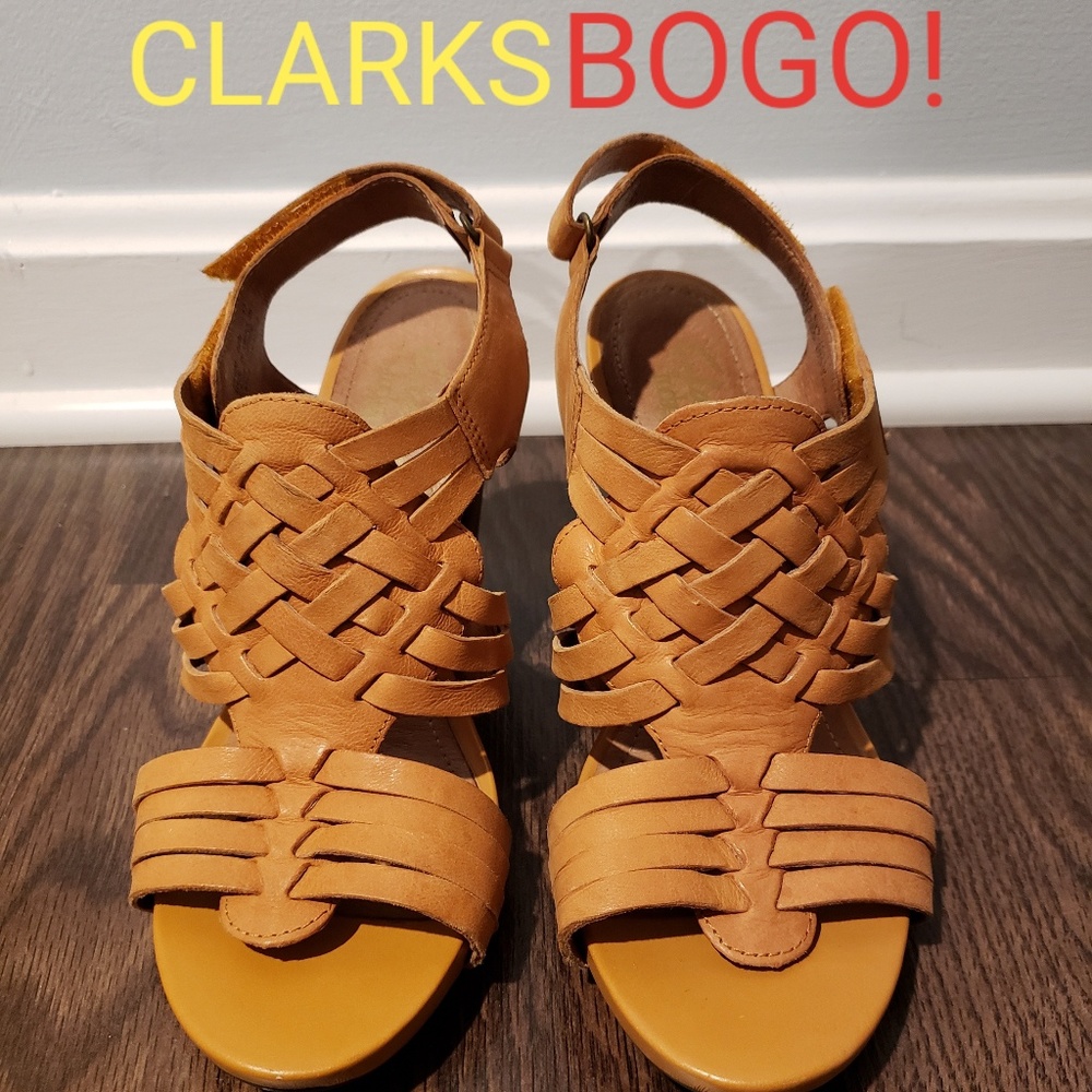 Clark's heeled sandals
